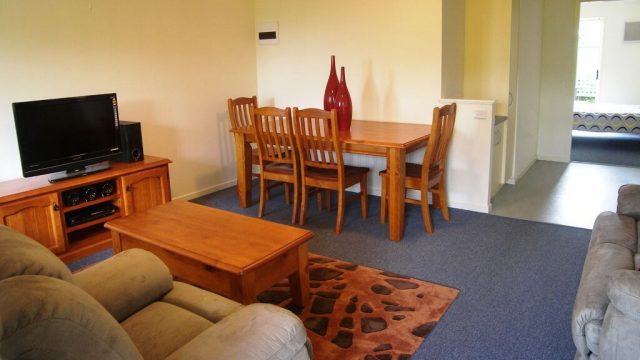 Eureka Villages Griffith