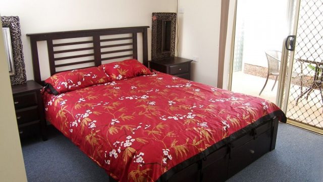 Eureka Villages Griffith