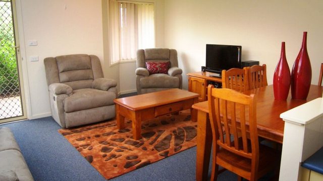 Eureka Villages Griffith